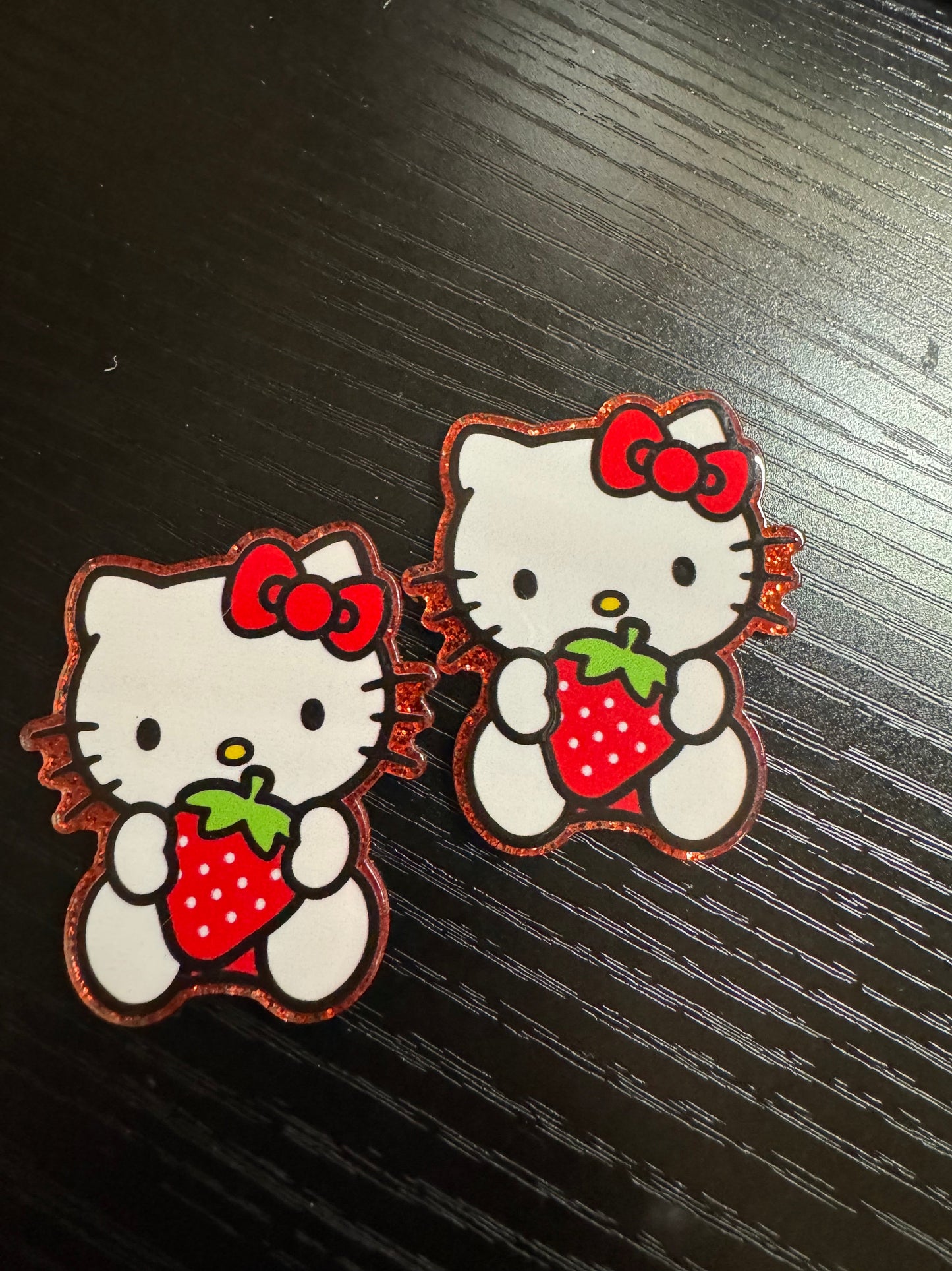Hello Kitty Acrylic Cabs
